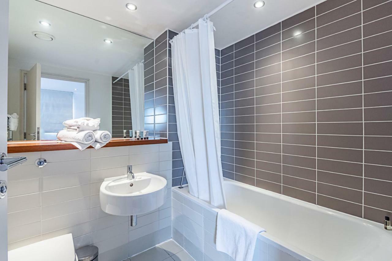 Splendid 3 Bedroom Apartment in Angel/Kings Cross Londen Buitenkant foto