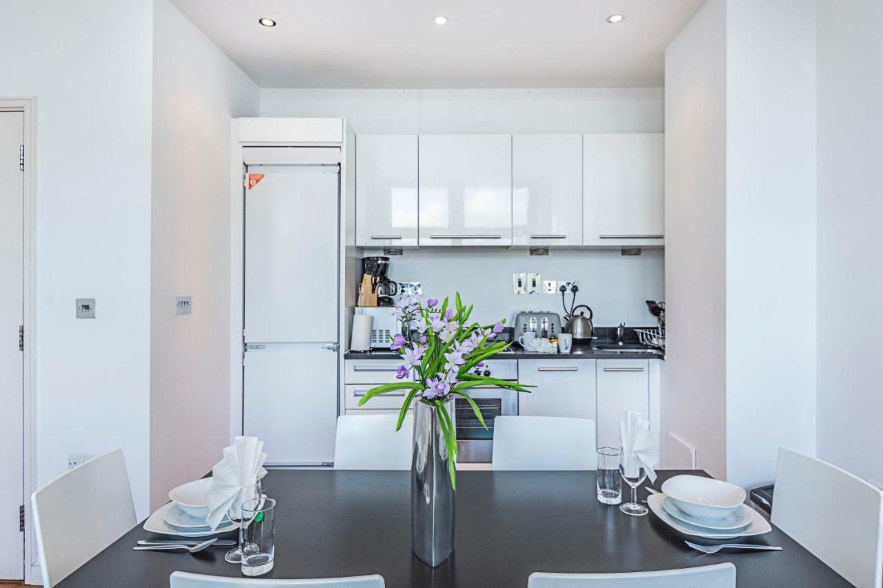 Splendid 3 Bedroom Apartment in Angel/Kings Cross Londen Buitenkant foto